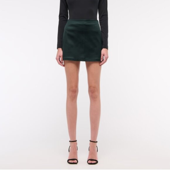 Abercrombie & Fitch Dark Green Mini Skirt - Picture 2 of 5